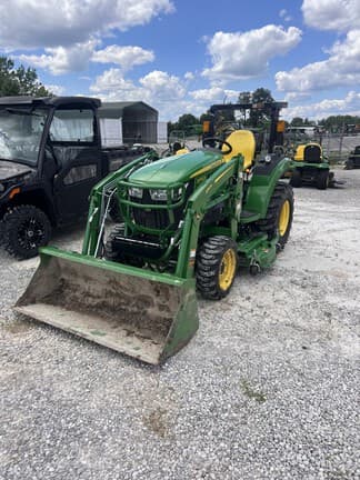 Main image John Deere 2032R