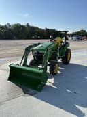 2022 John Deere 2032R Image