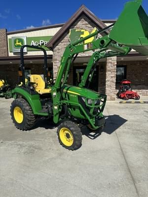 2022 John Deere 2032R Image