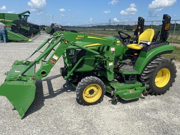 Image of John Deere 2032R Primary image