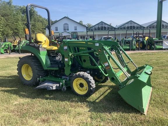 Image of John Deere 2032R equipment image 1