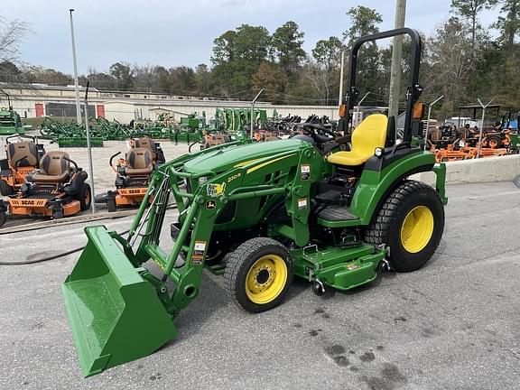 Image of John Deere 2032R equipment image 2