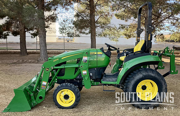 Image of John Deere 2032R Primary image