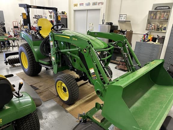 Image of John Deere 2038R Primary image
