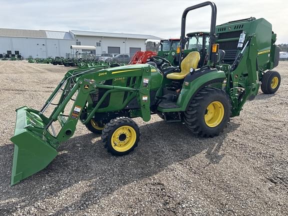 2022 John Deere 2038R Equipment Image0