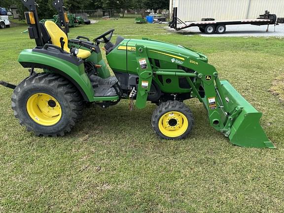 Image of John Deere 2038R equipment image 3