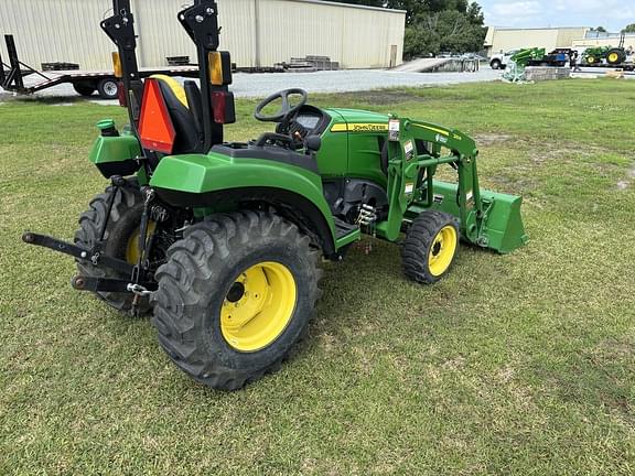 Image of John Deere 2038R equipment image 4