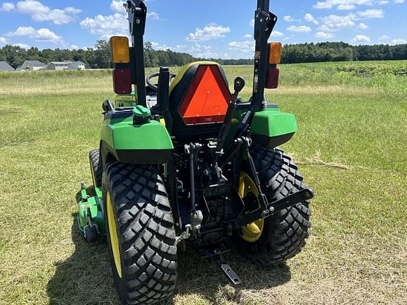 Image of John Deere 2038R equipment image 4