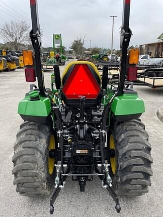 Image of John Deere 2038R equipment image 4