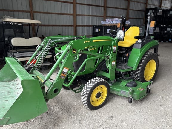 2022 John Deere 2038R Equipment Image0