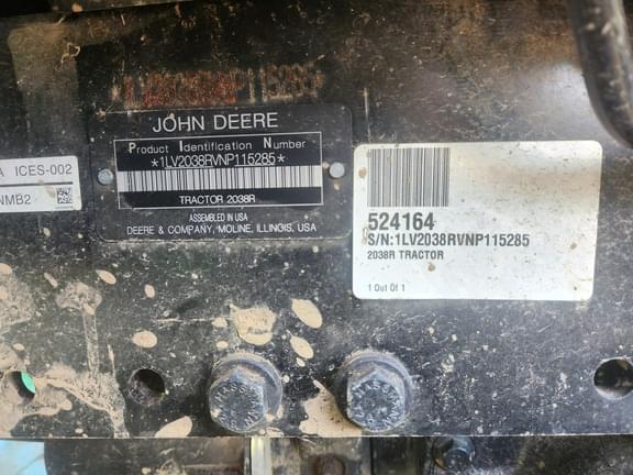 Image of John Deere 2038R equipment image 4