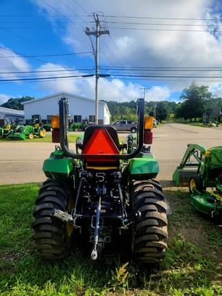 Image of John Deere 2038R equipment image 2