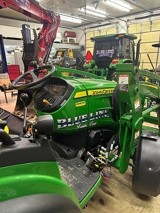 Image of John Deere 2038R equipment image 3