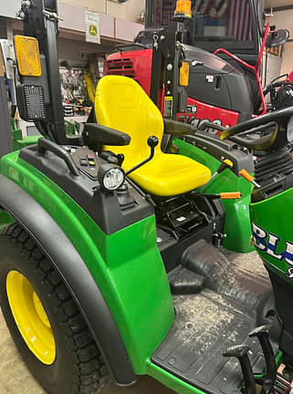 Image of John Deere 2038R equipment image 2