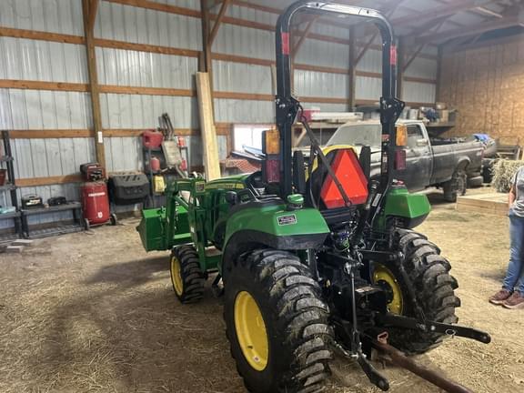 Image of John Deere 2038R equipment image 4