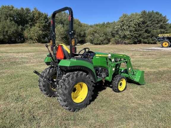 Image of John Deere 2038R equipment image 2