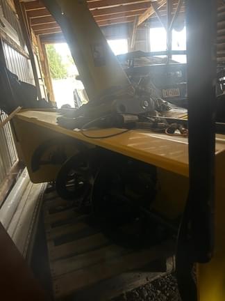 Image of John Deere 2038R equipment image 4
