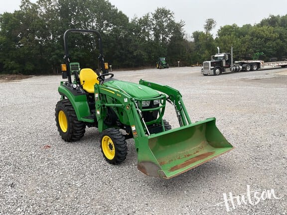 2022 John Deere 2038R Equipment Image0