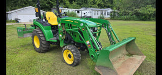 2022 John Deere 2038R Equipment Image0