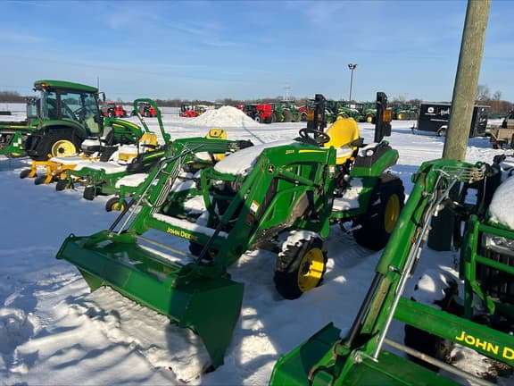 Image of John Deere 2038R equipment image 2