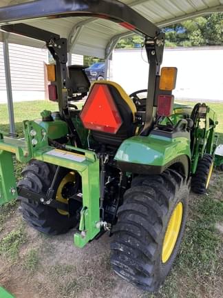 Image of John Deere 2038R equipment image 3