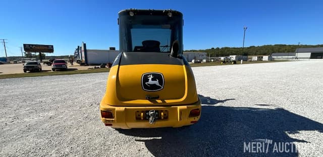 Image of John Deere 204L equipment image 3