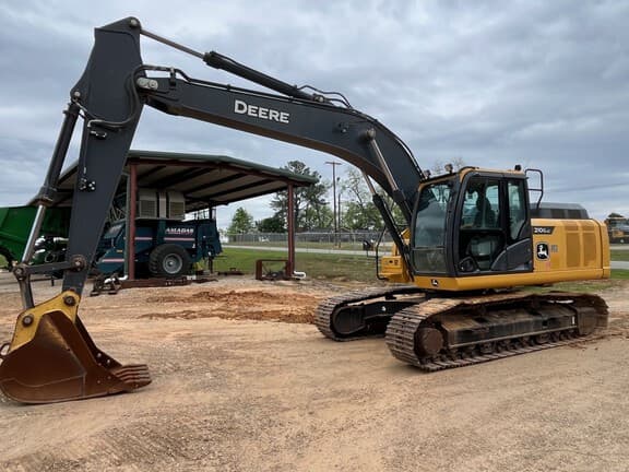 Image of John Deere 210G LC Primary image
