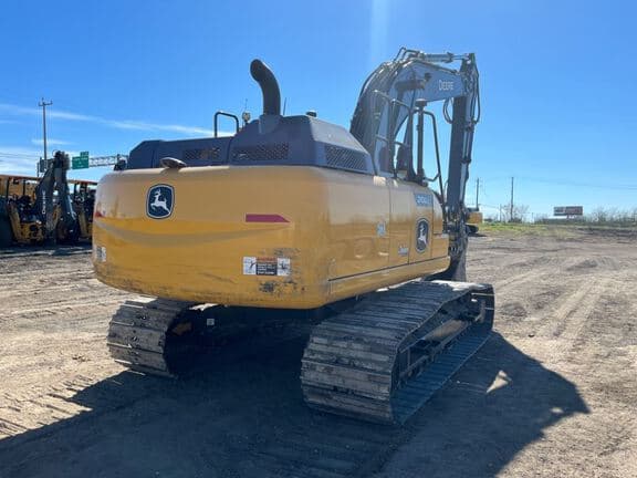 Image of John Deere 210GLC equipment image 4