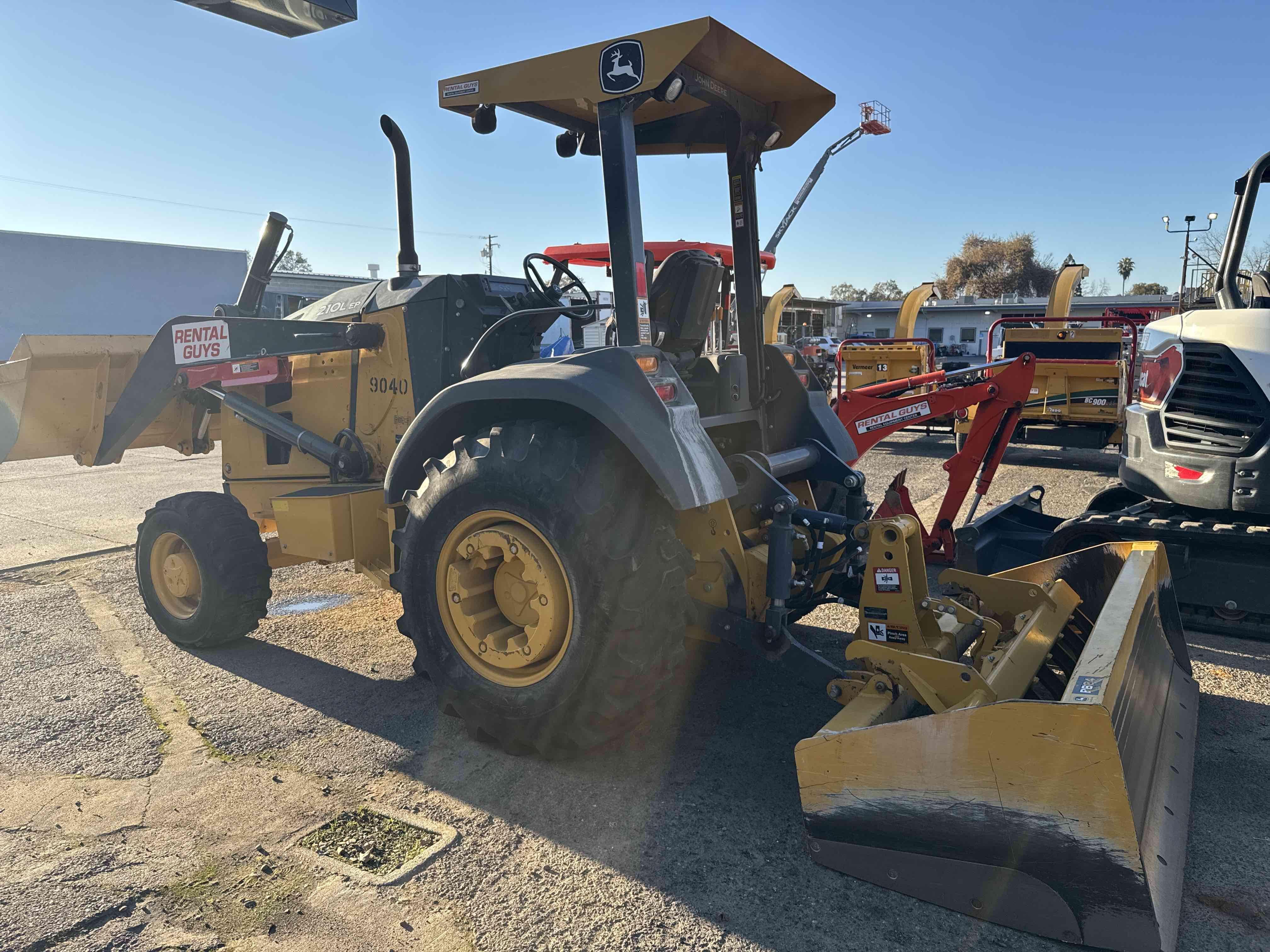 2022 John Deere 210LE Equipment Image0