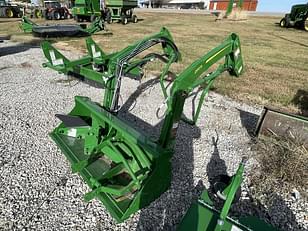 Main image John Deere 220R 3