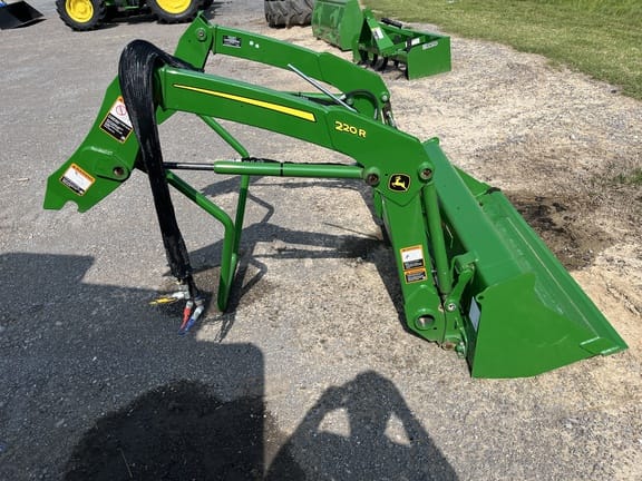 2022 John Deere 220R Equipment Image0