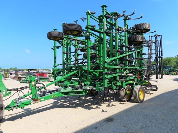 2022 John Deere 2230 Equipment Image0