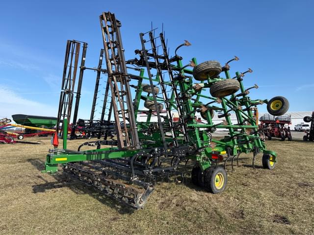 Image of John Deere 2230 equipment image 2