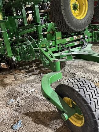 Image of John Deere 2230FH equipment image 3