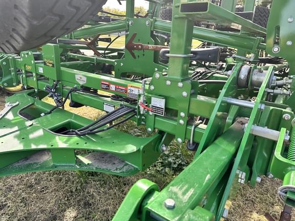 Image of John Deere 2230FH equipment image 3