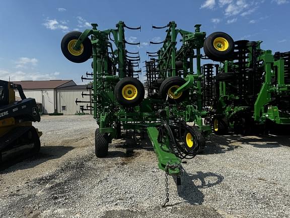 Image of John Deere 2230FH equipment image 1