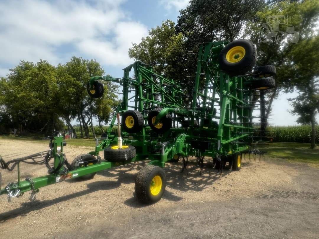 Image of John Deere 2230FH Primary image