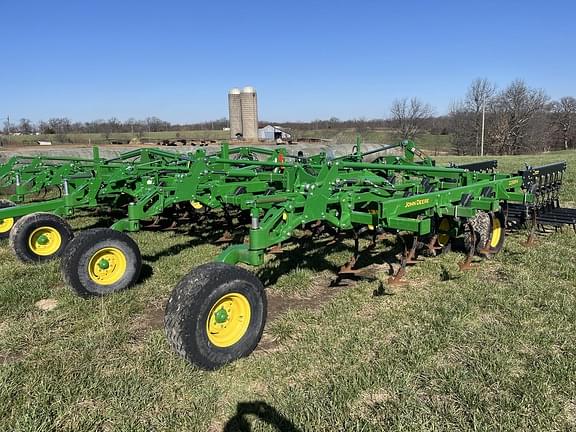 Image of John Deere 2230FH Primary image