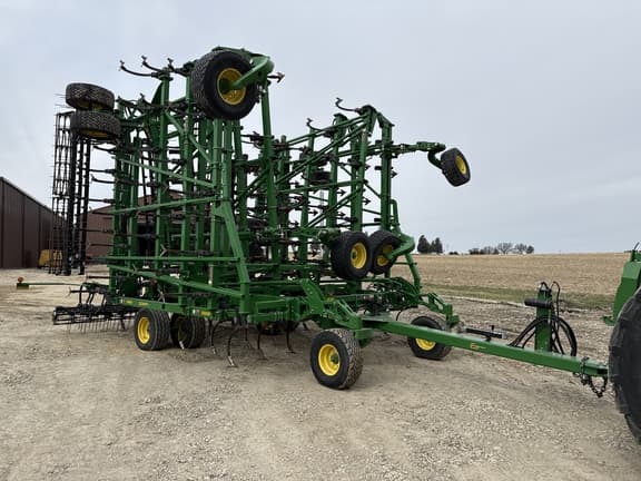 Image of John Deere 2230FH equipment image 1