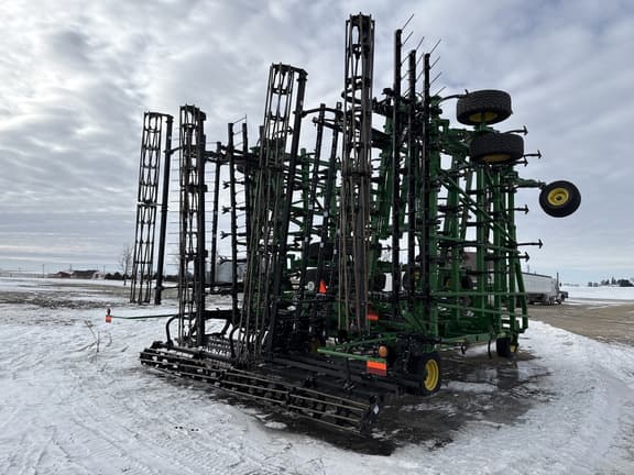 Image of John Deere 2230FH equipment image 4