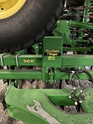 Image of John Deere 2230FH equipment image 3