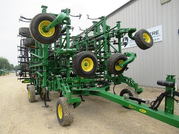 Image of John Deere 2230FH equipment image 2