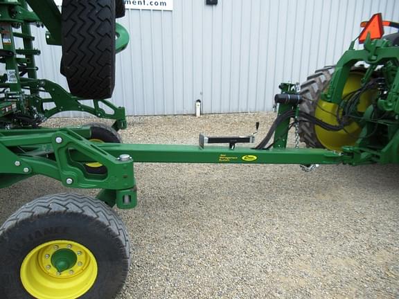 Image of John Deere 2230FH equipment image 3