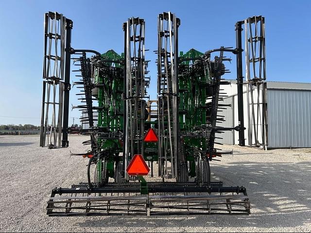 Image of John Deere 2230LL equipment image 3