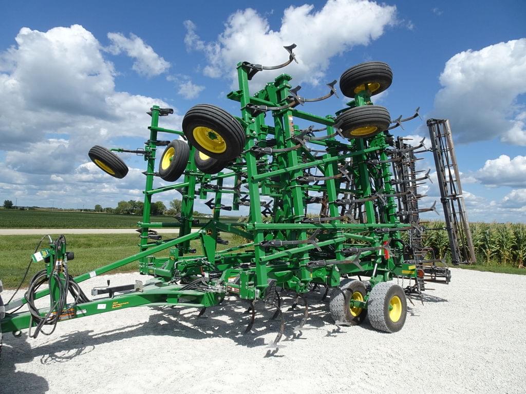 Image of John Deere 2230LL Primary image
