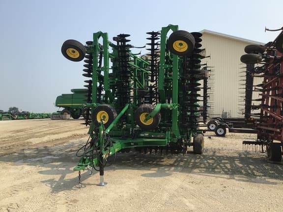 Image of John Deere 2330 equipment image 3