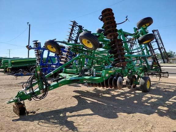 Image of John Deere 2330 Primary image