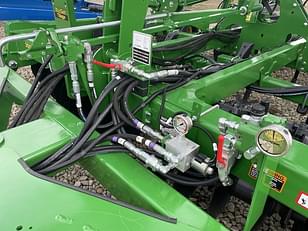 Main image John Deere 2330 11