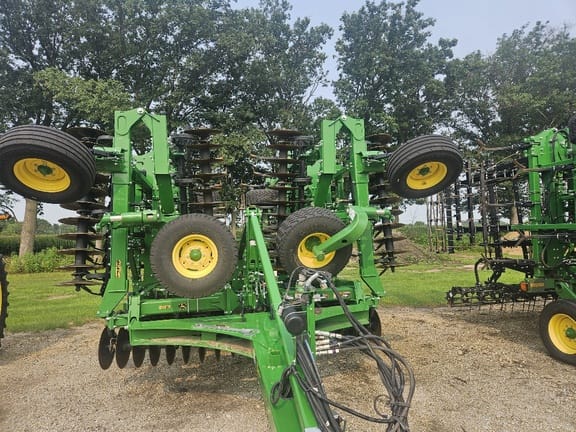2023 John Deere 2330 Equipment Image0