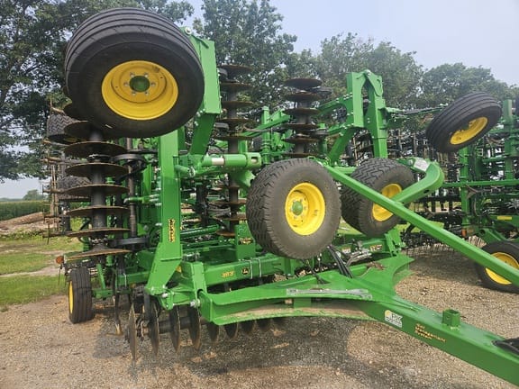 Main image John Deere 2330